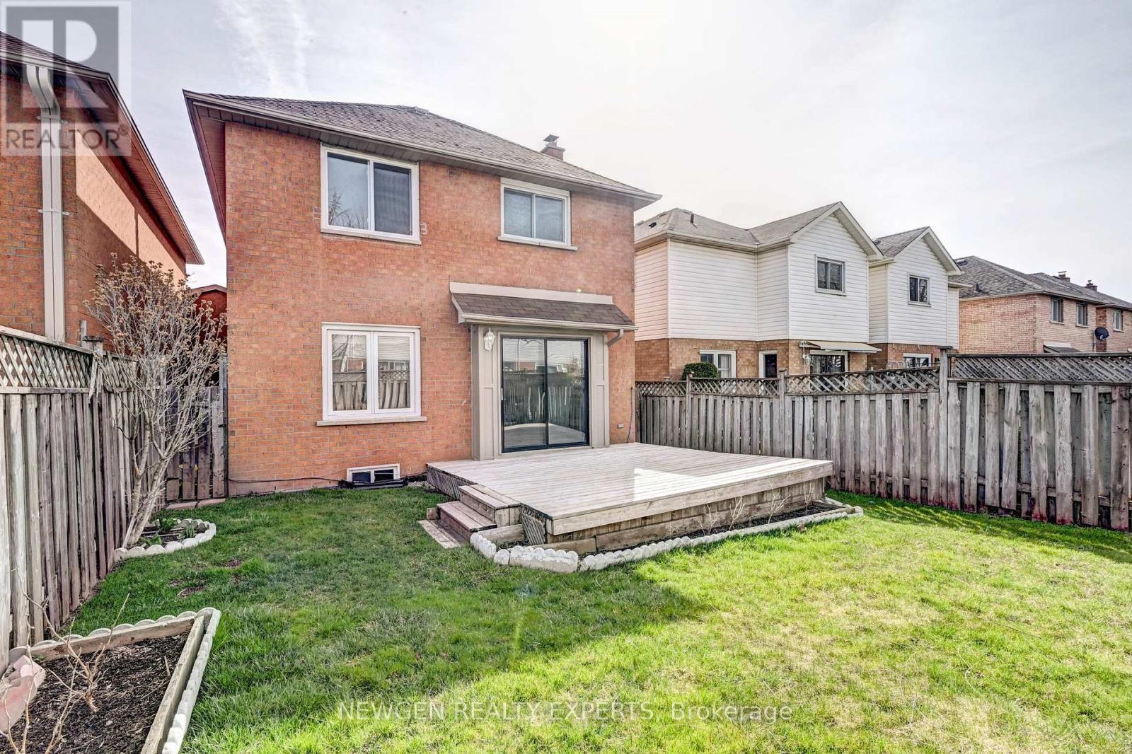 Photo 31 of 573 Burnett Avenue, Cambridge ON