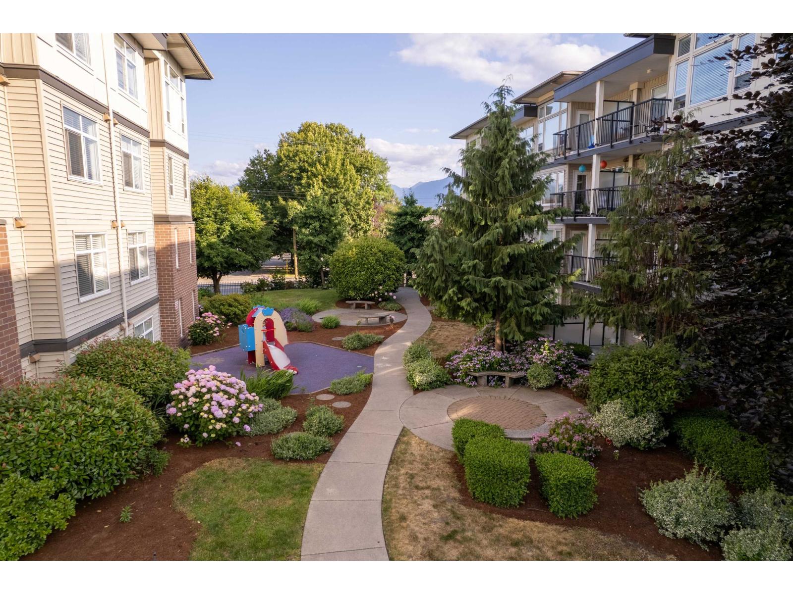 Photo 37 of 202 46150 Bole Avenue Chilliwack Proper East, Chilliwack BC
