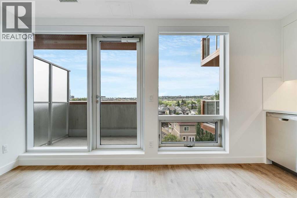 Single Family House for Sale in   A Street NW West Hillhurst Calgary 