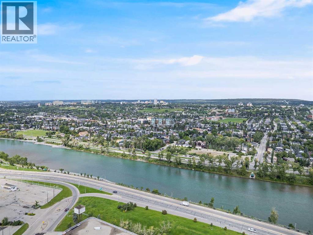 Single Family House for Sale in   A Street NW West Hillhurst Calgary 