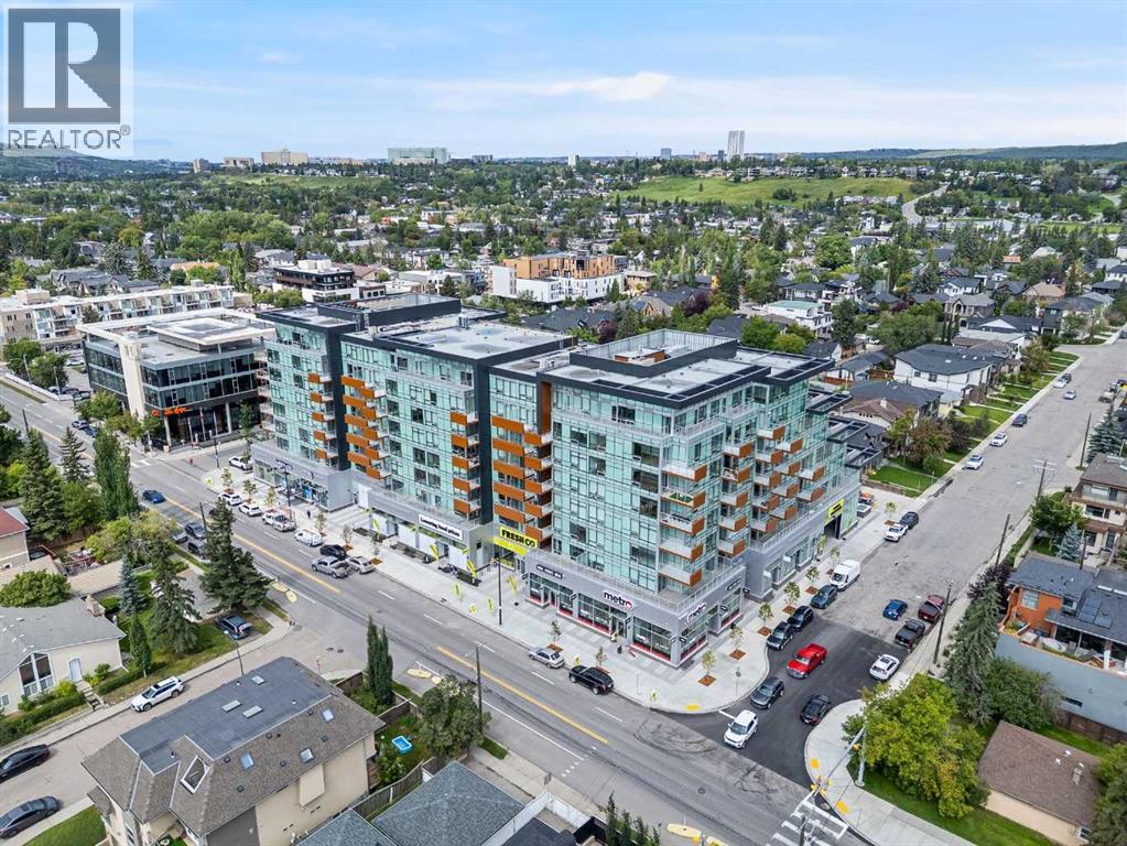 Single Family House for Sale in   A Street NW West Hillhurst Calgary 