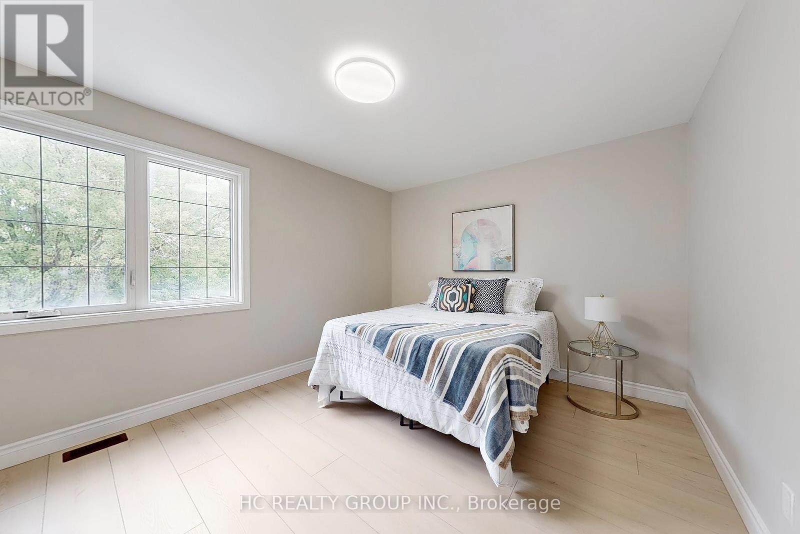 Photo 25 of 206 B Finch Avenue W, Toronto ON