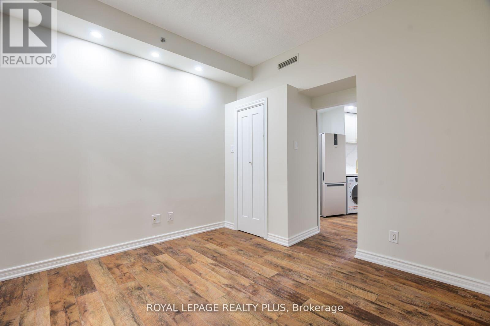 Photo 11 of 1706 1 King Street W, Toronto ON