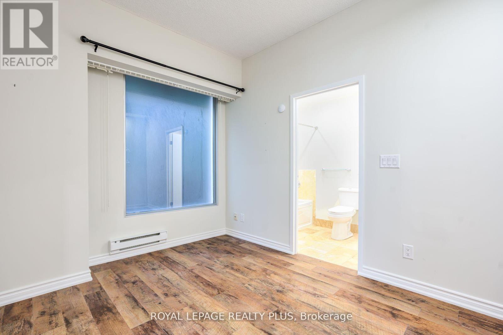 Photo 12 of 1706 1 King Street W, Toronto ON