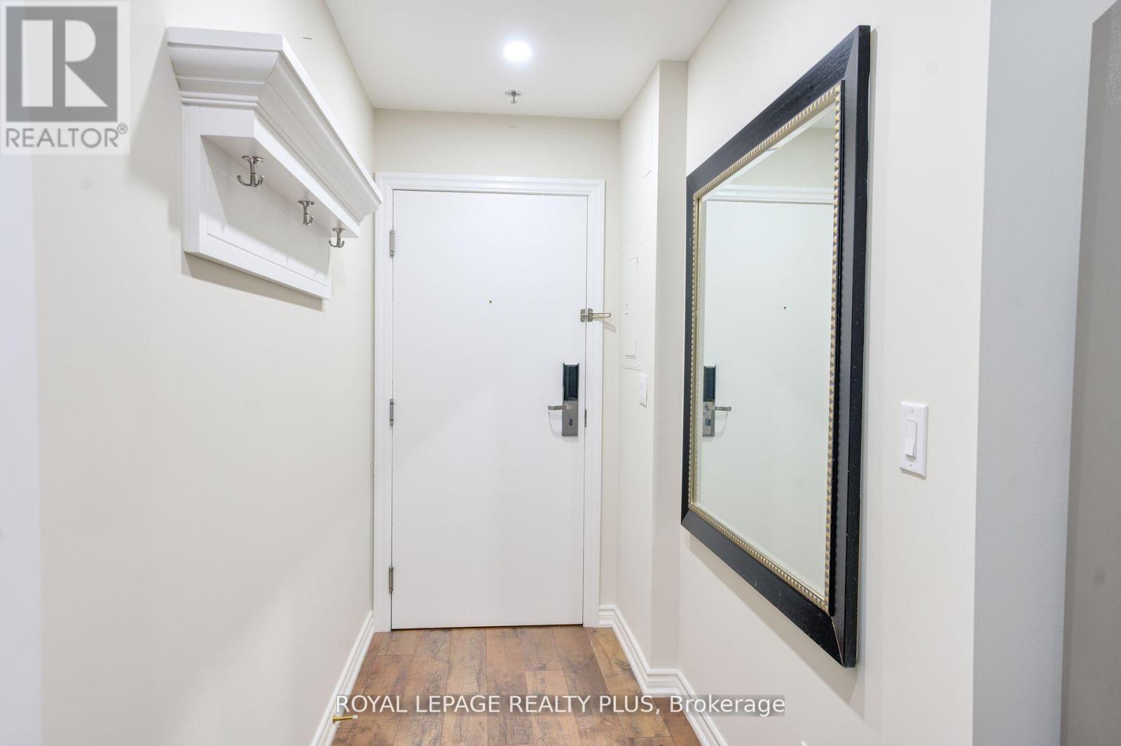 Photo 3 of 1706 1 King Street W, Toronto ON