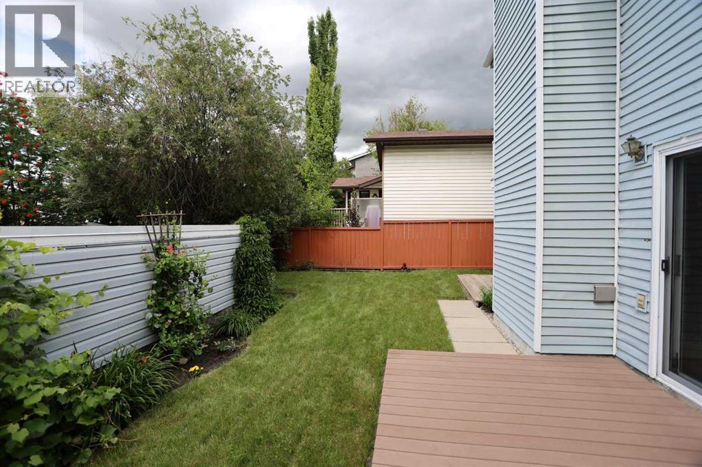 Single Family House 4 Level for Sale in  Scenic Acres Drive NW Scenic Acres Calgary 