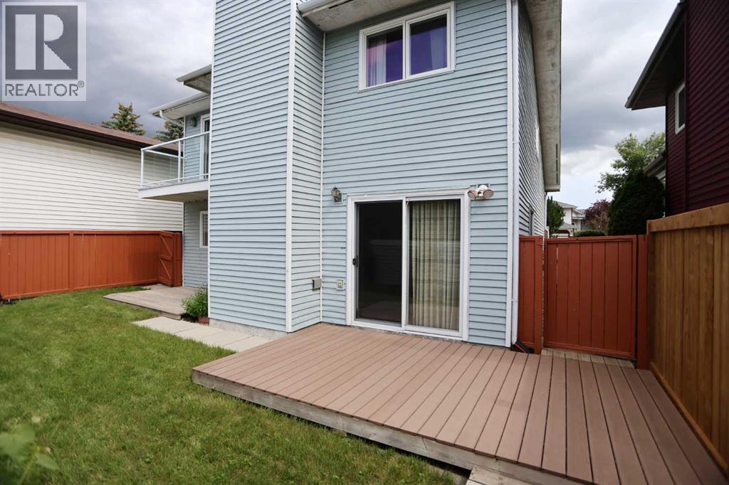 Single Family House 4 Level for Sale in  Scenic Acres Drive NW Scenic Acres Calgary 