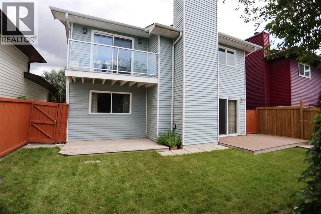 Single Family House 4 Level for Sale in  Scenic Acres Drive NW Scenic Acres Calgary 