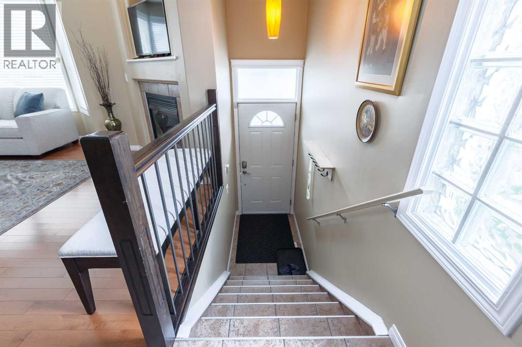 Photo 41 of 136 Country Hills Gardens Nw, Calgary AB