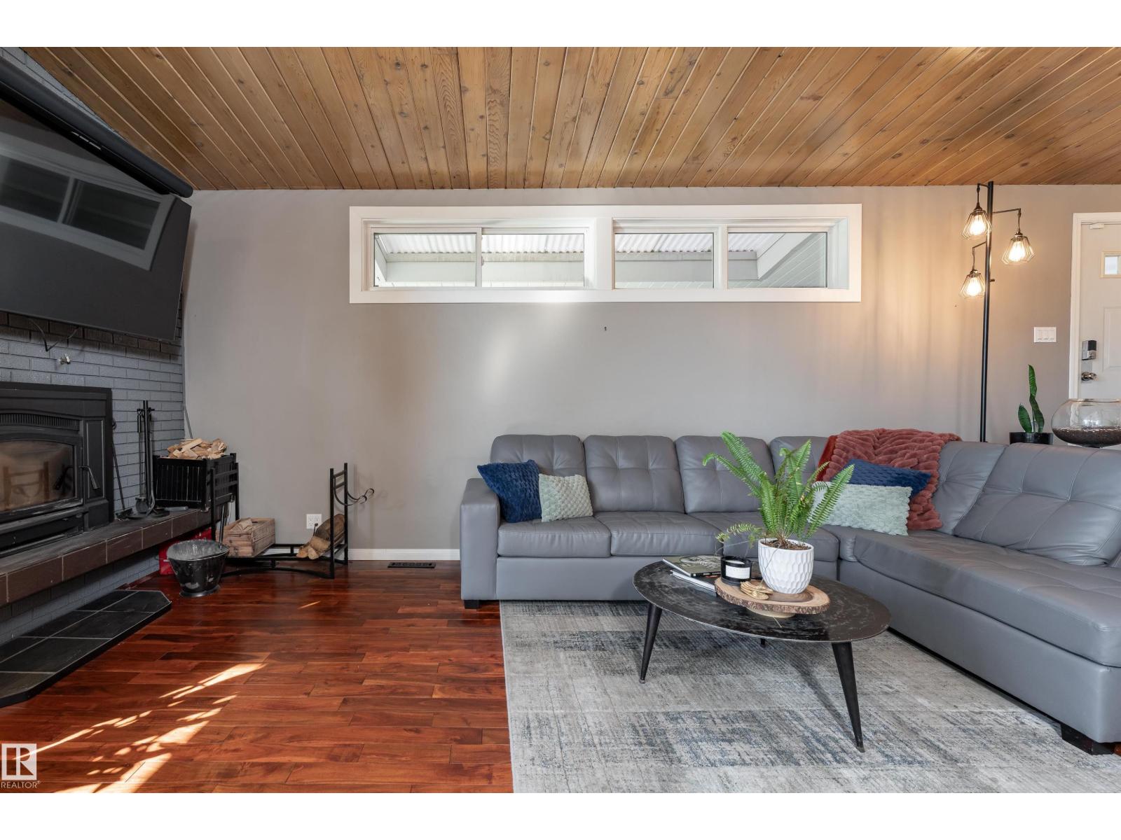 Photo 43 of 6004 102 Av Nw, Edmonton AB