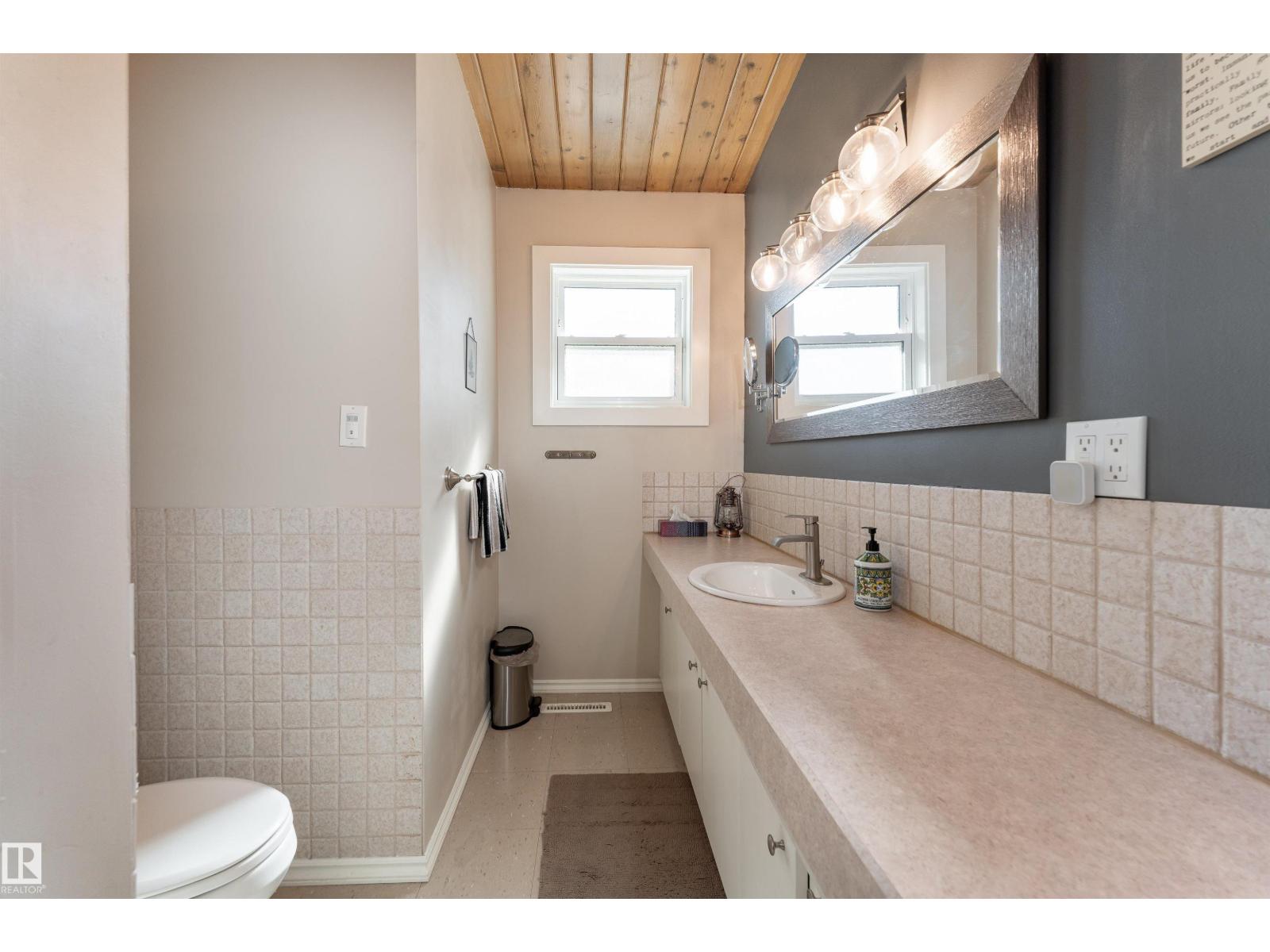 Photo 29 of 6004 102 Av Nw, Edmonton AB