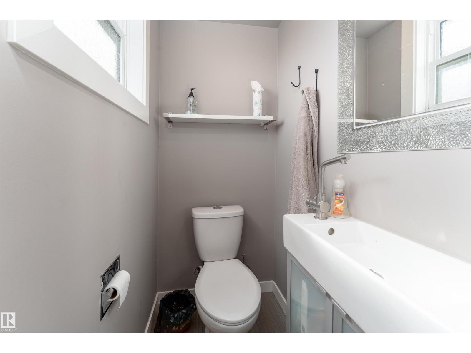 Photo 34 of 6004 102 Av Nw, Edmonton AB