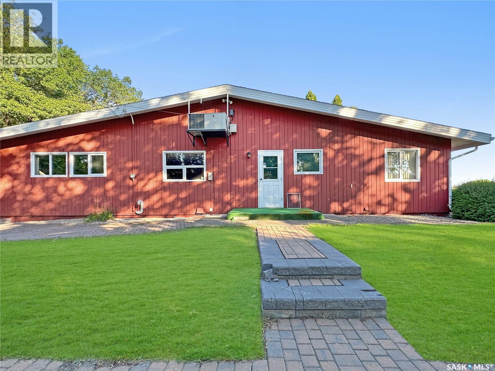 Photo 4 of 106 Elgin Street, Balcarres SK