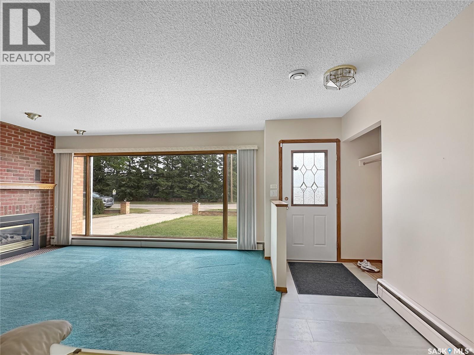 Photo 1 of 106 Elgin Street, Balcarres SK