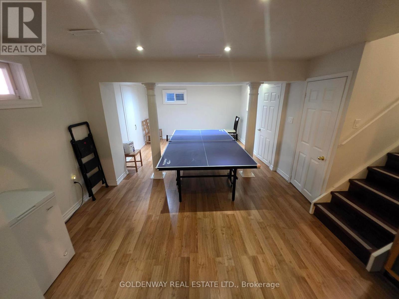 Photo 32 of 129 Major Buttons Drive, Markham ON