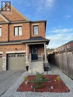 Photo 4 of 15 Silver Charm Drive, East Gwillimbury ON