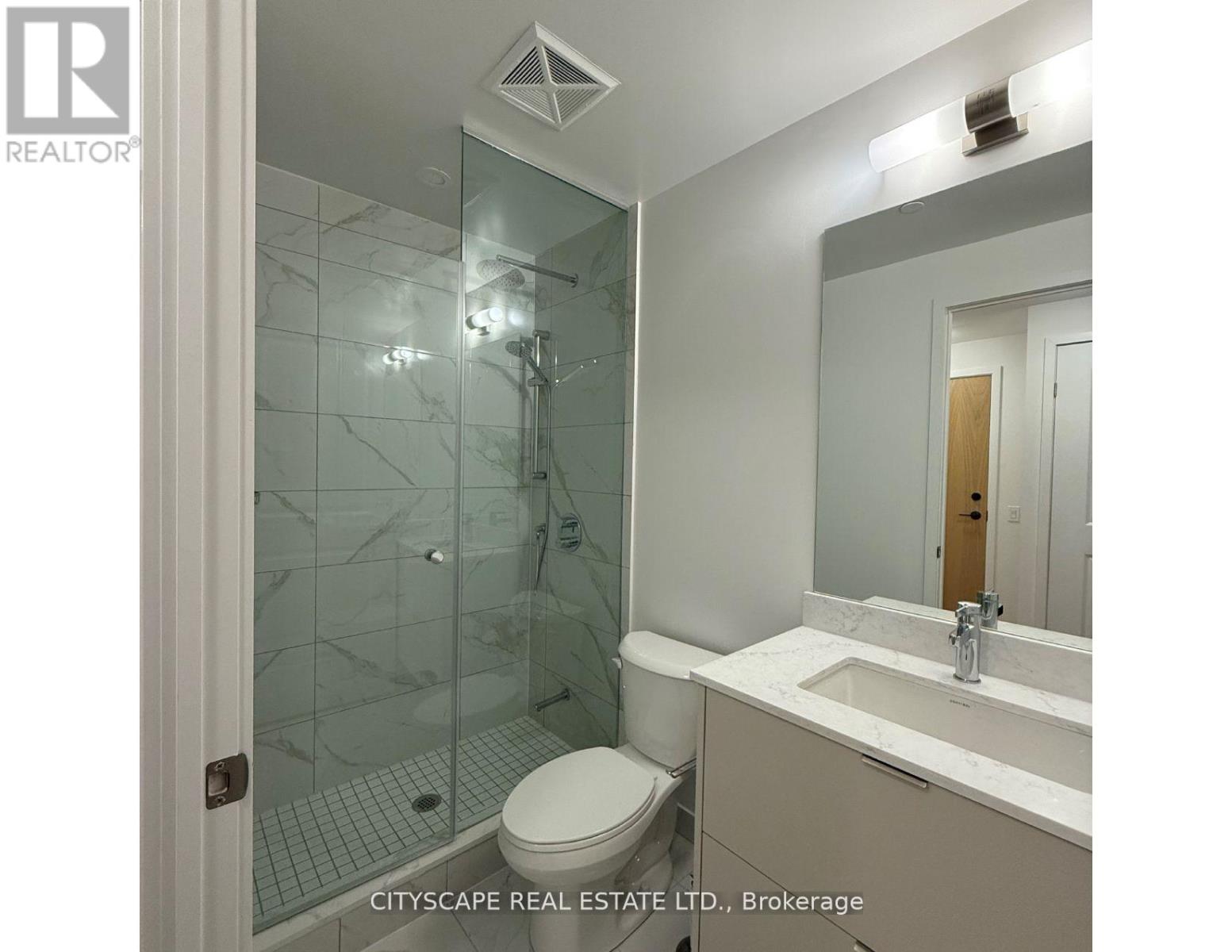 Photo 9 of 1410 202 Burnhamthorpe Road E, Mississauga ON