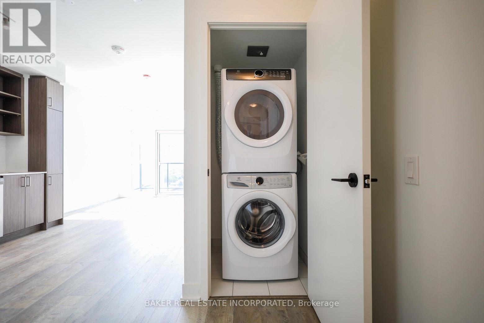 Photo 5 of 1023 50 George Butchart Drive, Toronto ON