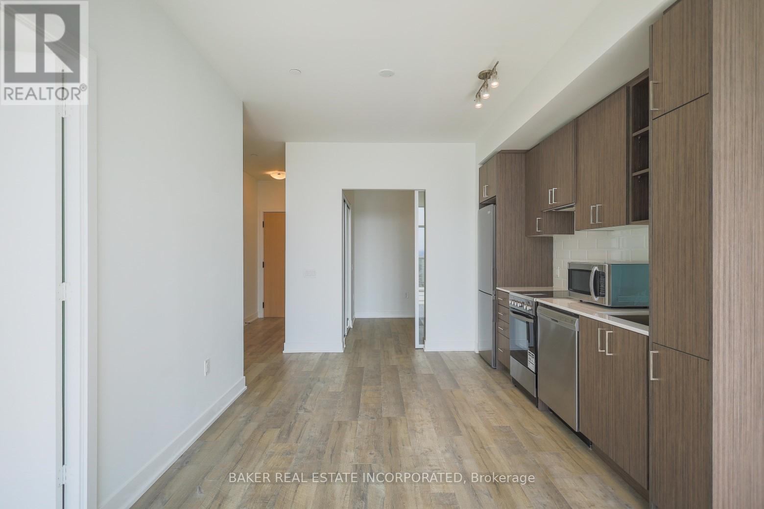 Photo 10 of 1023 50 George Butchart Drive, Toronto ON