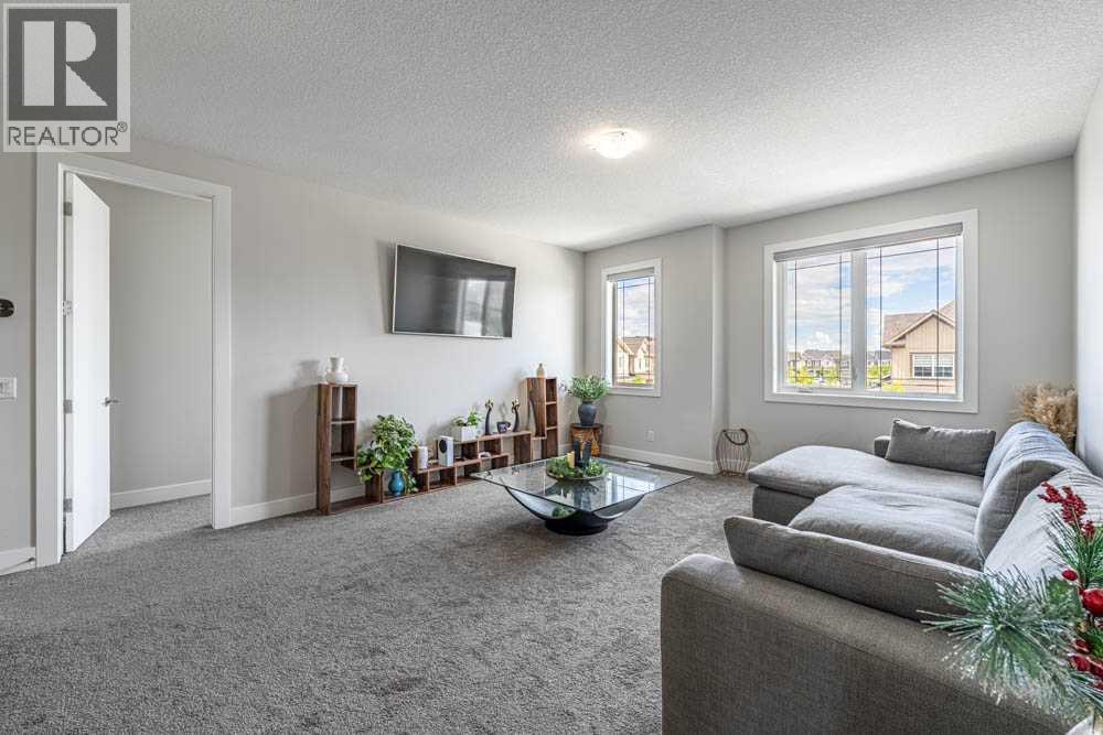 Single Family House for Sale in  Cityspring Manor NE Cityscape Calgary 