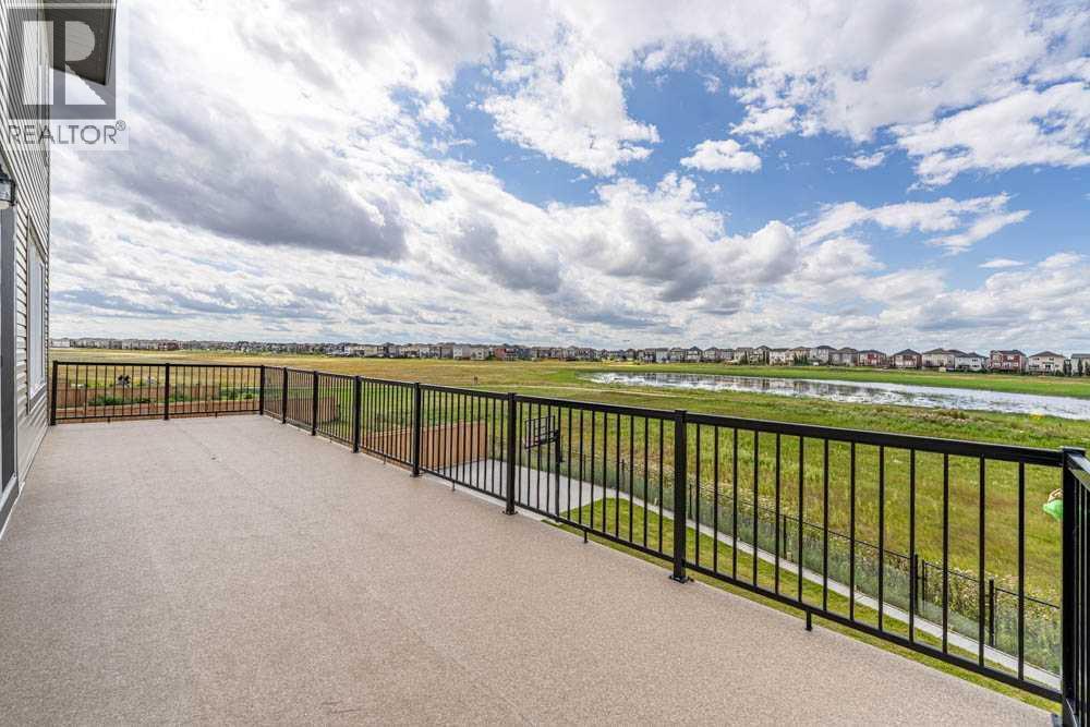 Single Family House for Sale in  Cityspring Manor NE Cityscape Calgary 