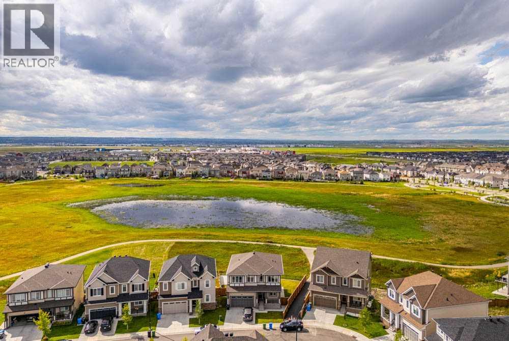 Single Family House for Sale in  Cityspring Manor NE Cityscape Calgary 
