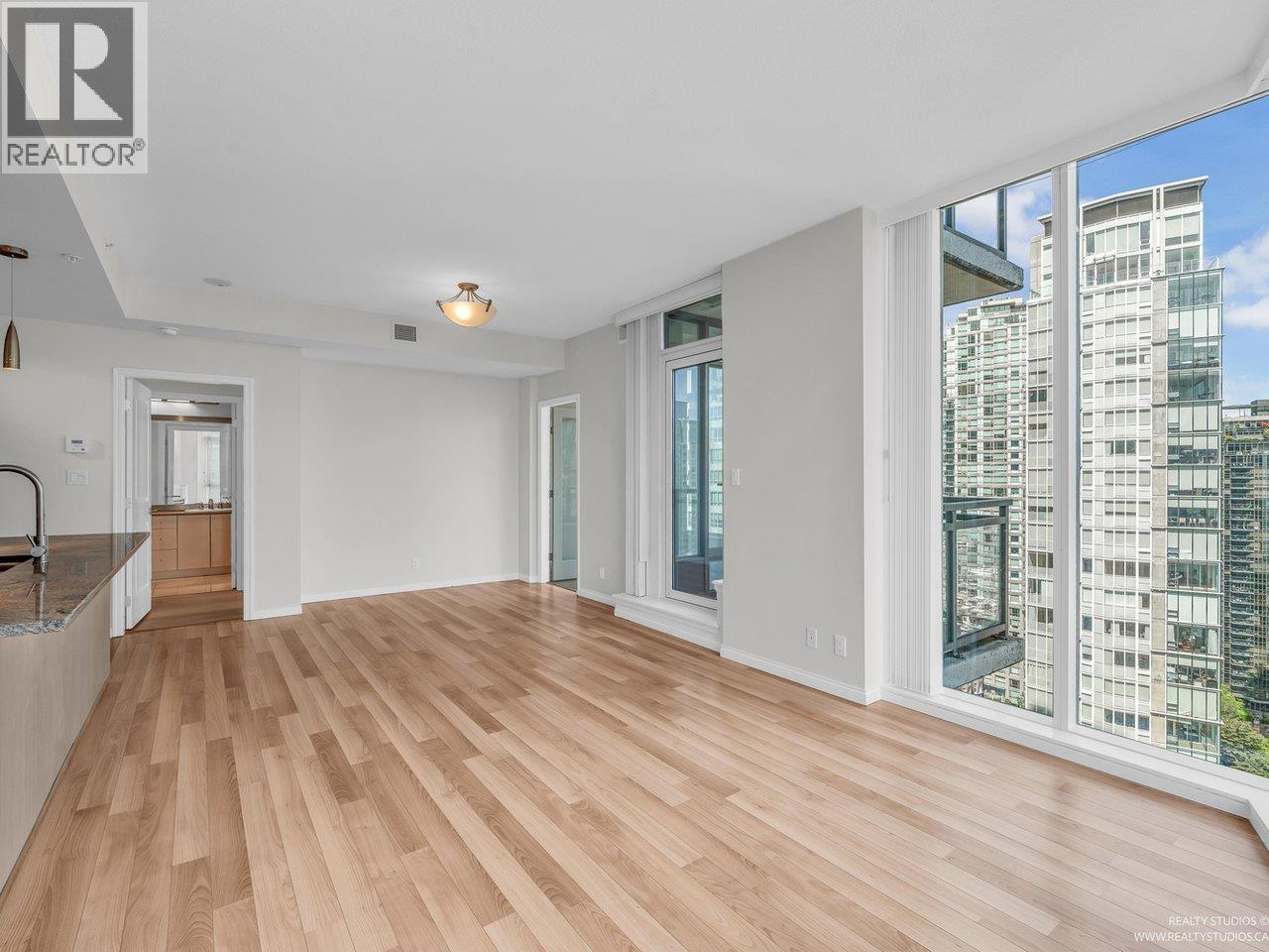 Photo 13 of 1905 1211 Melville Street, Vancouver BC
