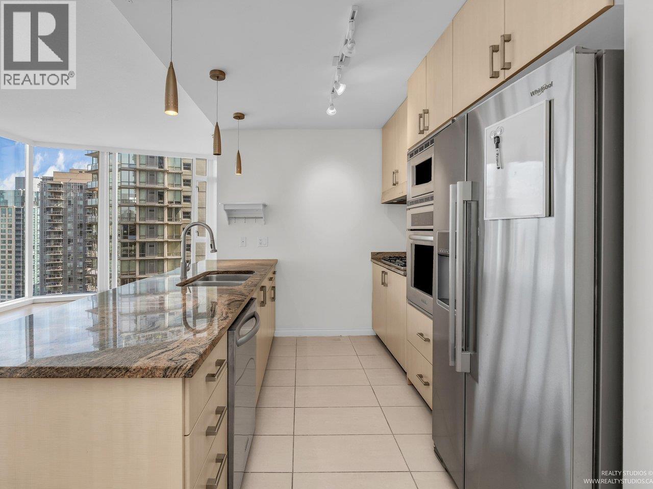Photo 11 of 1905 1211 Melville Street, Vancouver BC