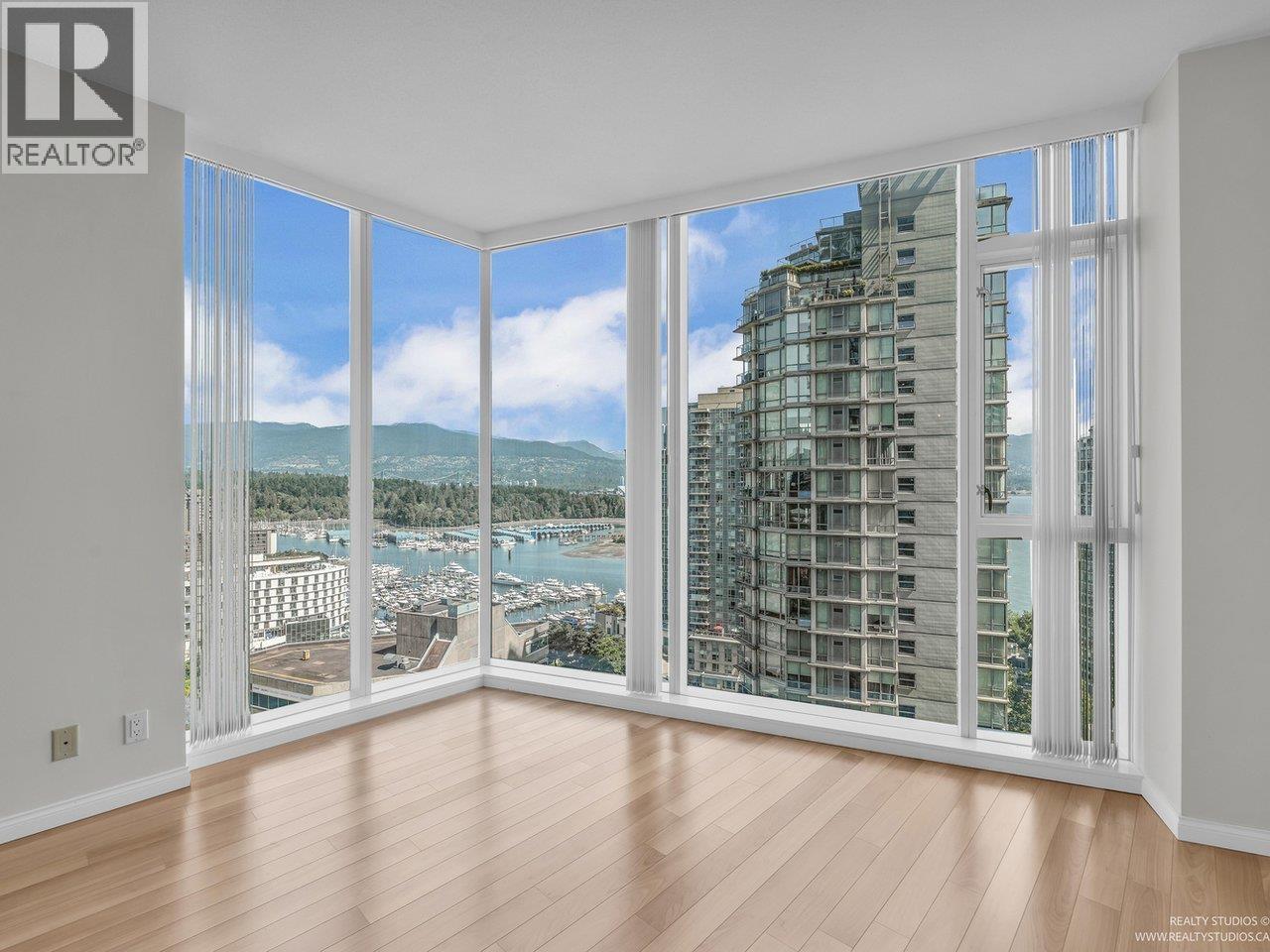 Photo 2 of 1905 1211 Melville Street, Vancouver BC