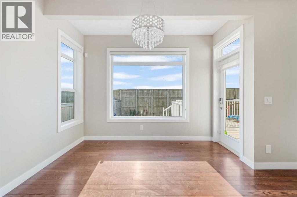Photo 39 of 237 Panton Way Nw, Calgary AB