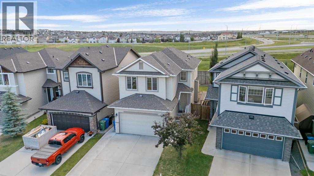 Photo 3 of 237 Panton Way Nw, Calgary AB