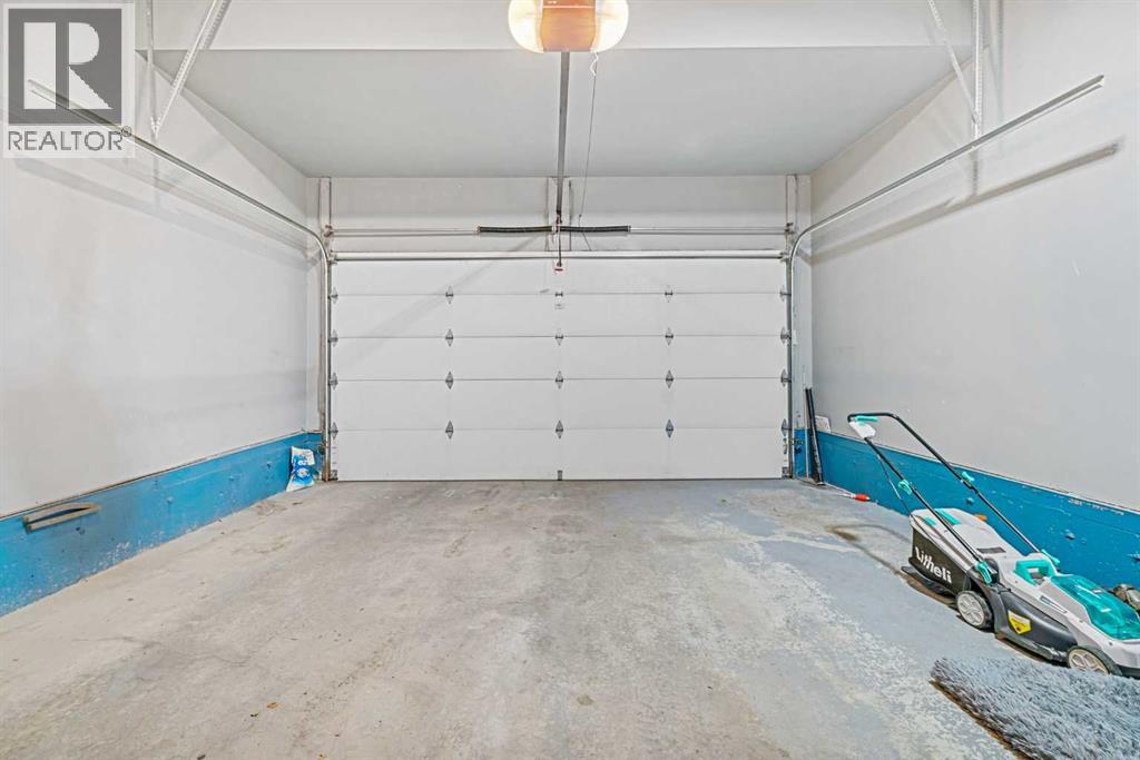 Photo 1 of 237 Panton Way Nw, Calgary AB