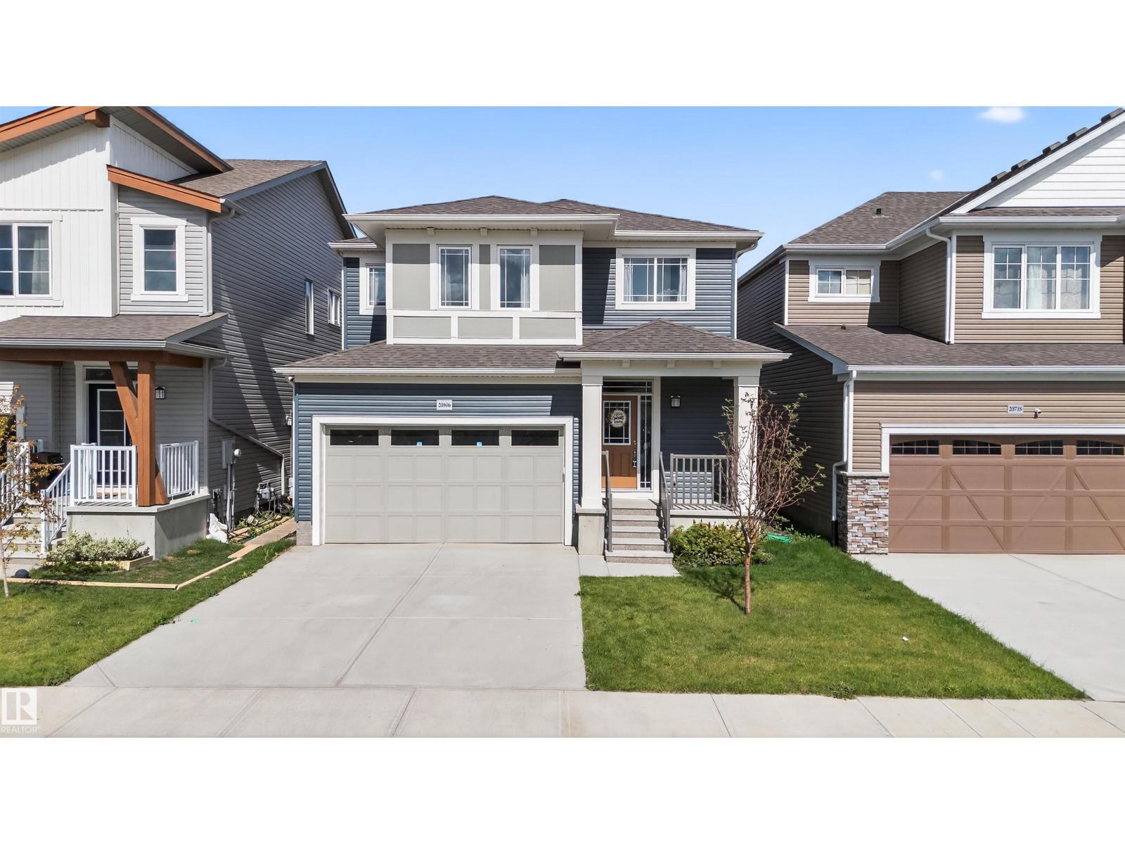 Photo 2 of 20806 19 A Av Nw, Edmonton AB