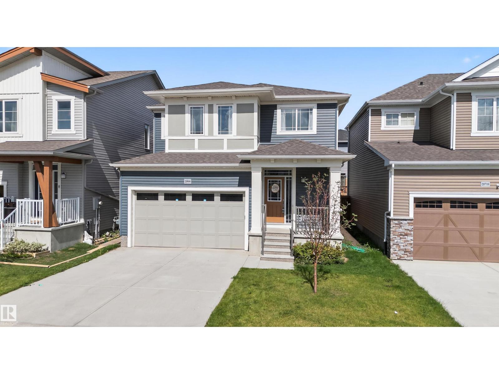Photo 3 of 20806 19 A Av Nw, Edmonton AB