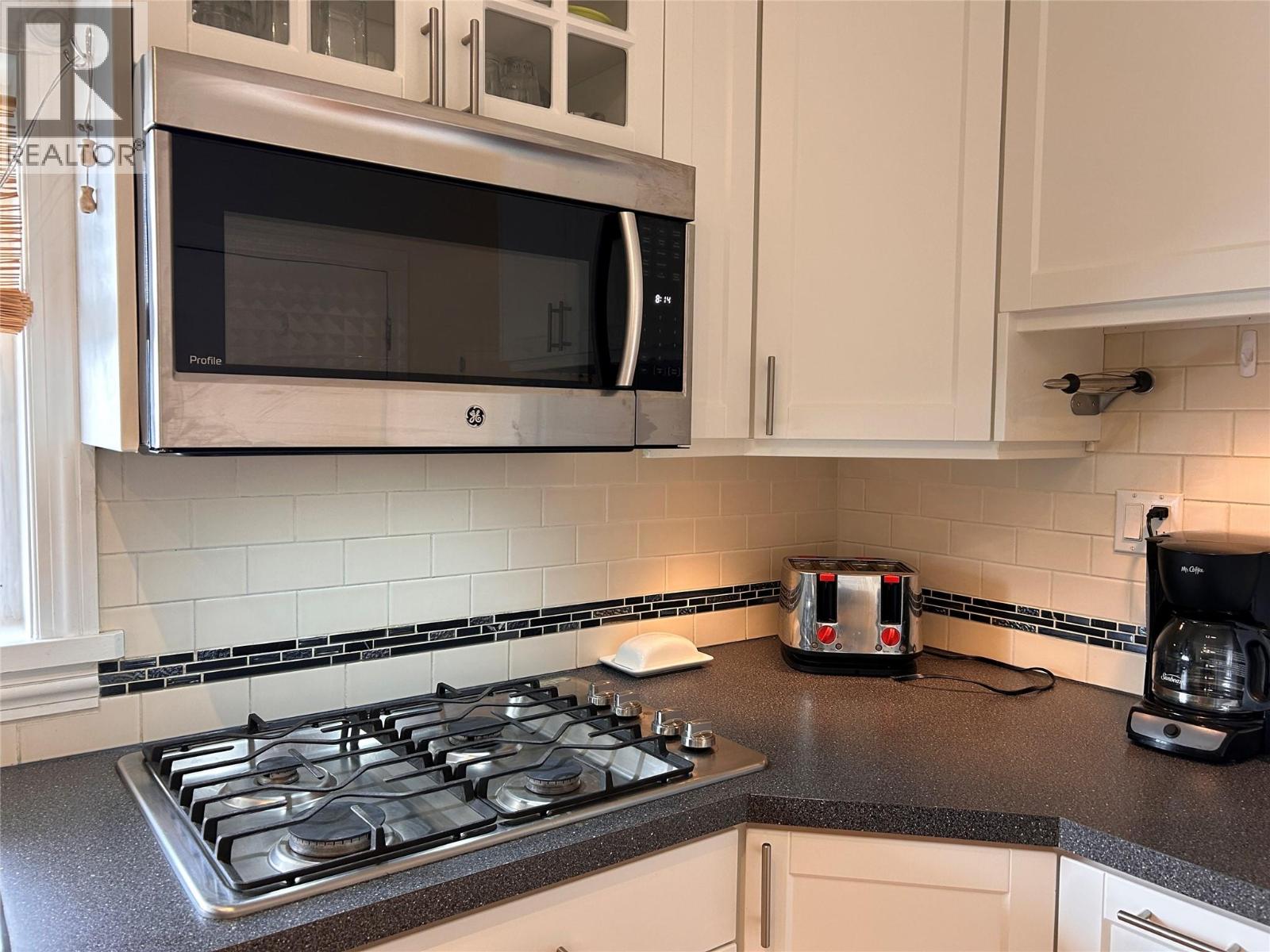 2044 Washington Street Unit# 8, Rossland