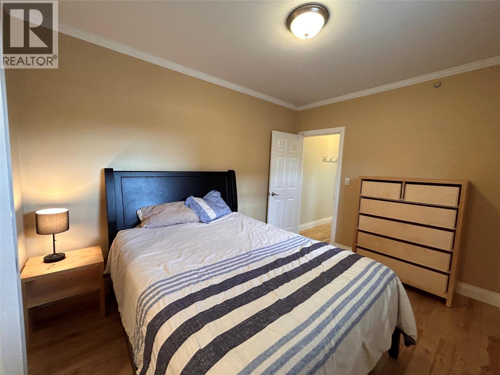 2044 Washington Street Unit# 8, Rossland