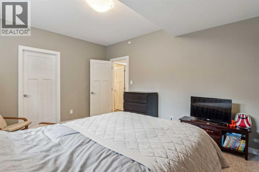 Single Family House for Sale in   Street SW Rosscarrock Calgary 