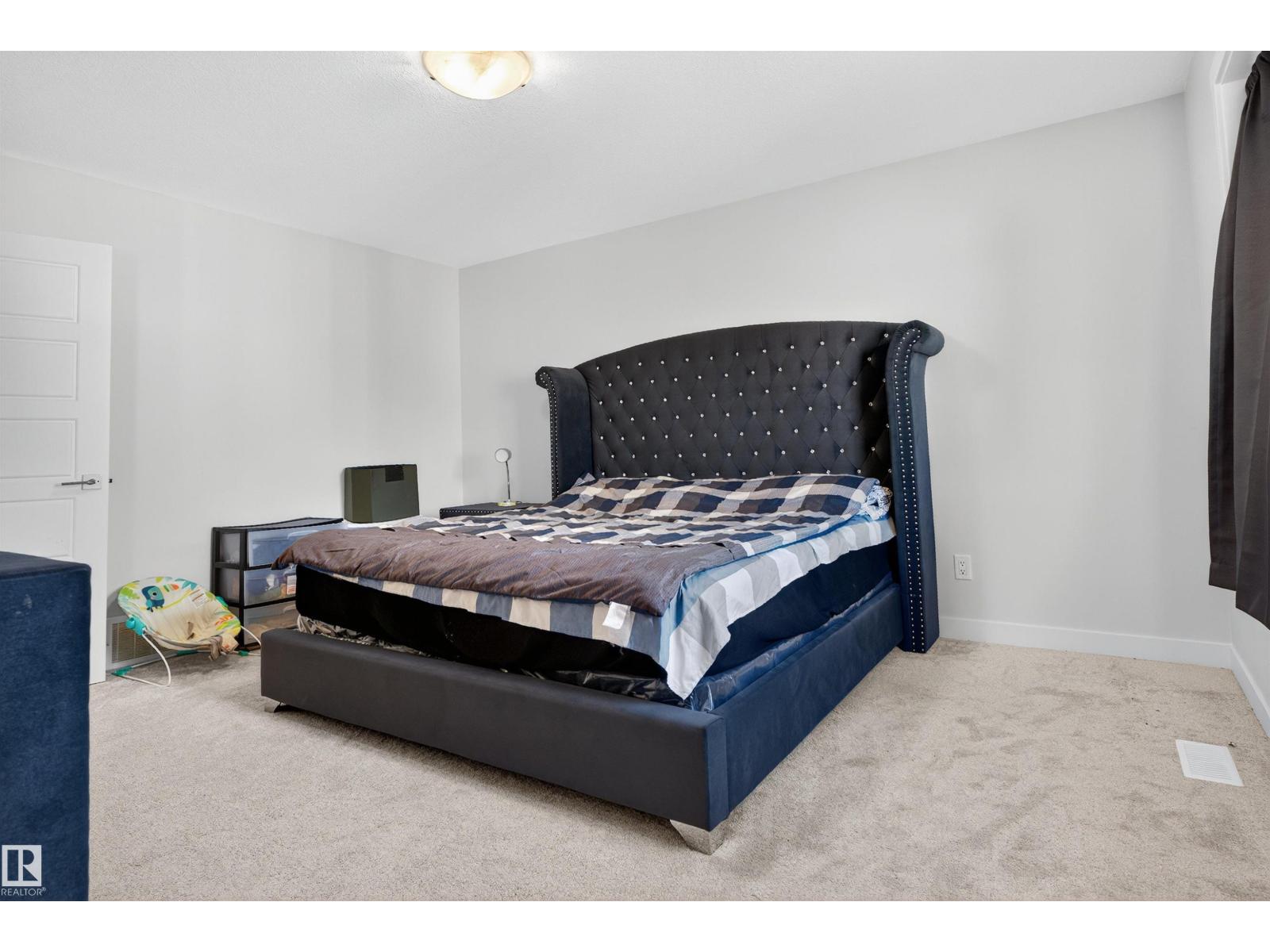 Photo 33 of 20806 19 A Av Nw, Edmonton AB