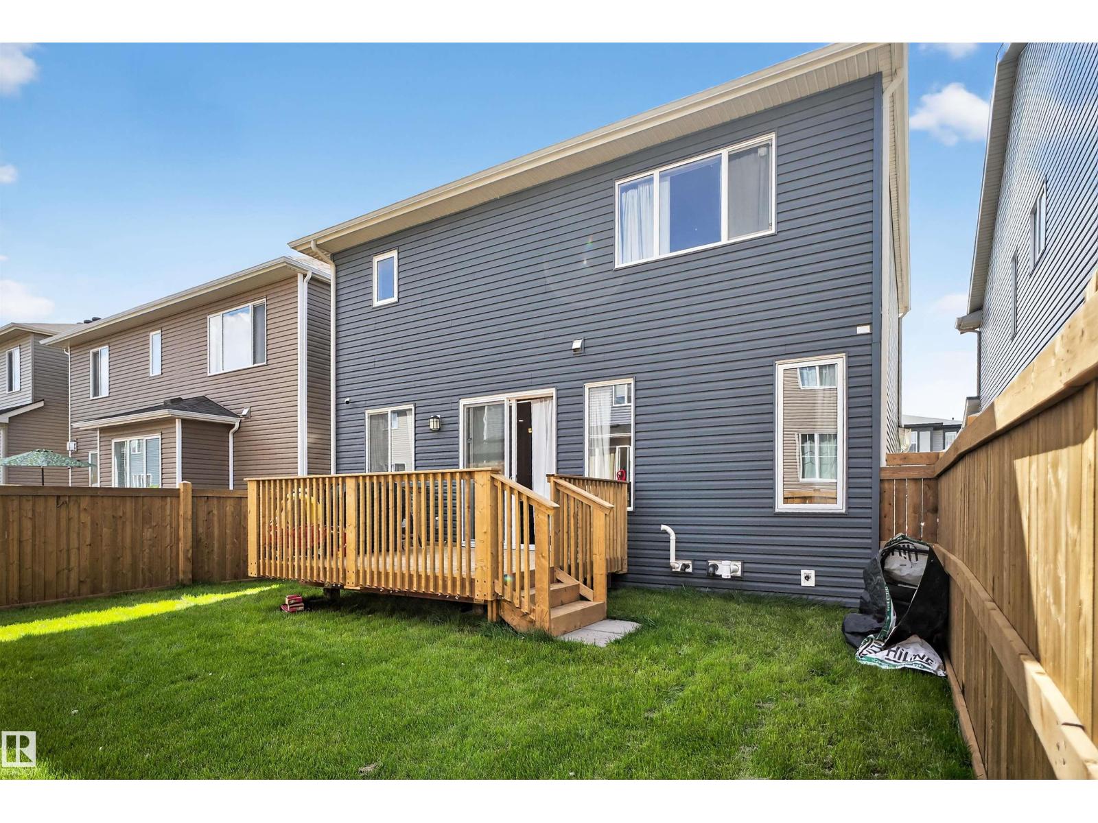 Photo 43 of 20806 19 A Av Nw, Edmonton AB