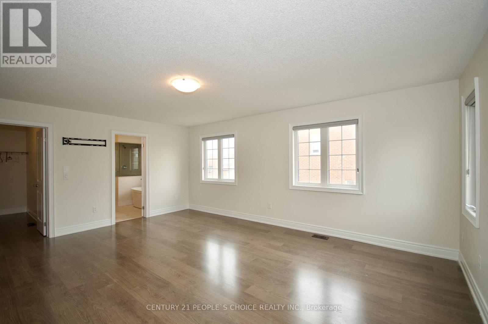 Photo 17 of 42 Seymour Road, Brampton ON