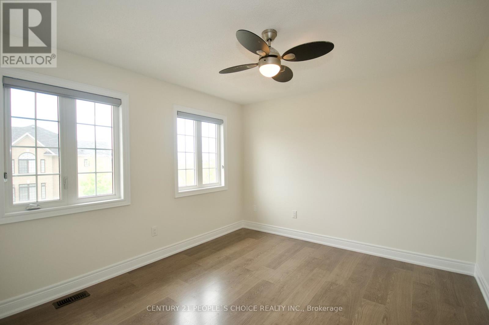 Photo 19 of 42 Seymour Road, Brampton ON