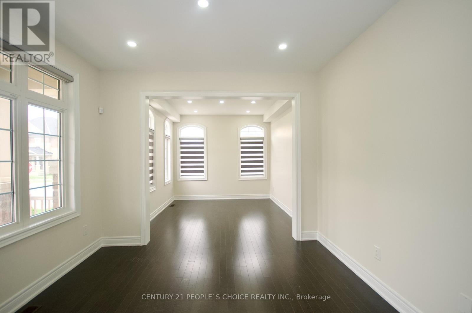 Photo 3 of 42 Seymour Road, Brampton ON