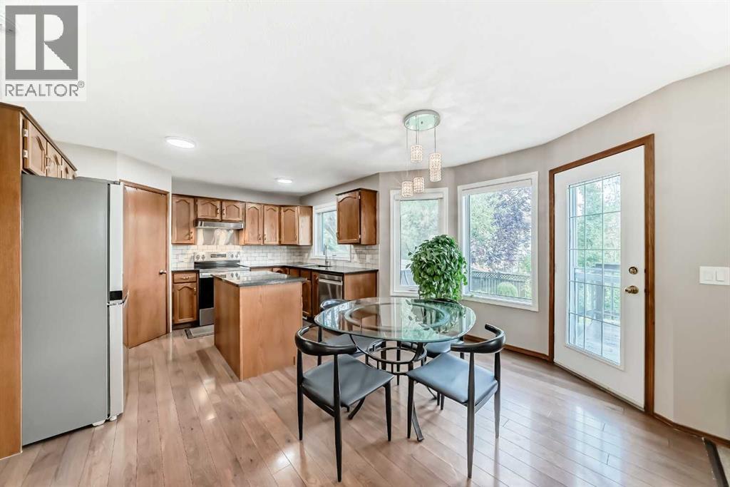 Single Family House for Sale in  Riverview Place SE Riverbend Calgary 
