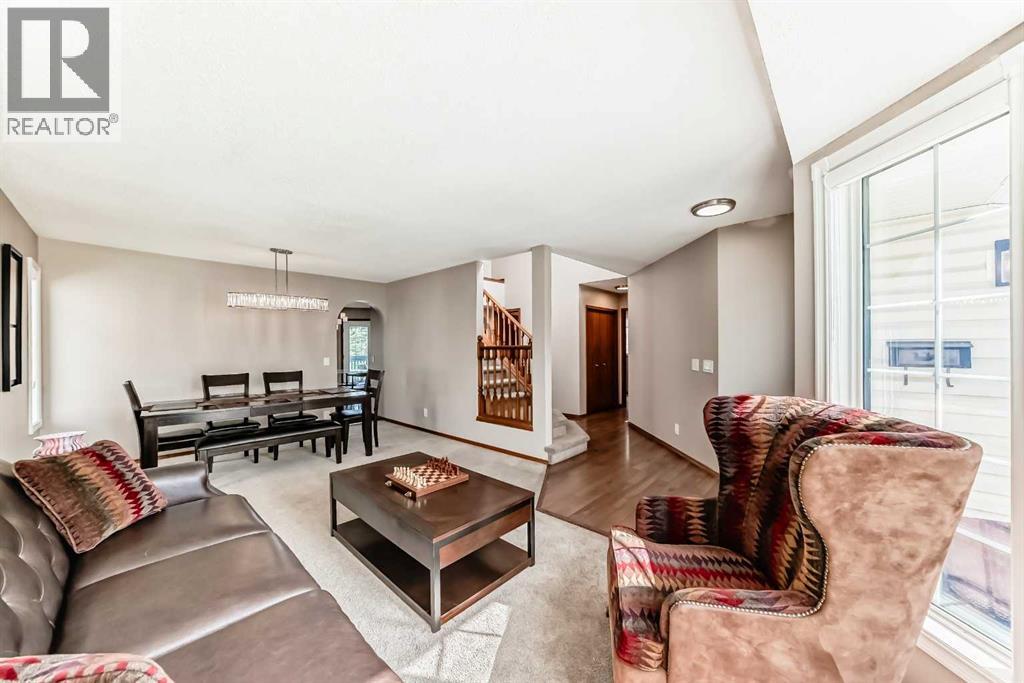 Single Family House for Sale in  Riverview Place SE Riverbend Calgary 
