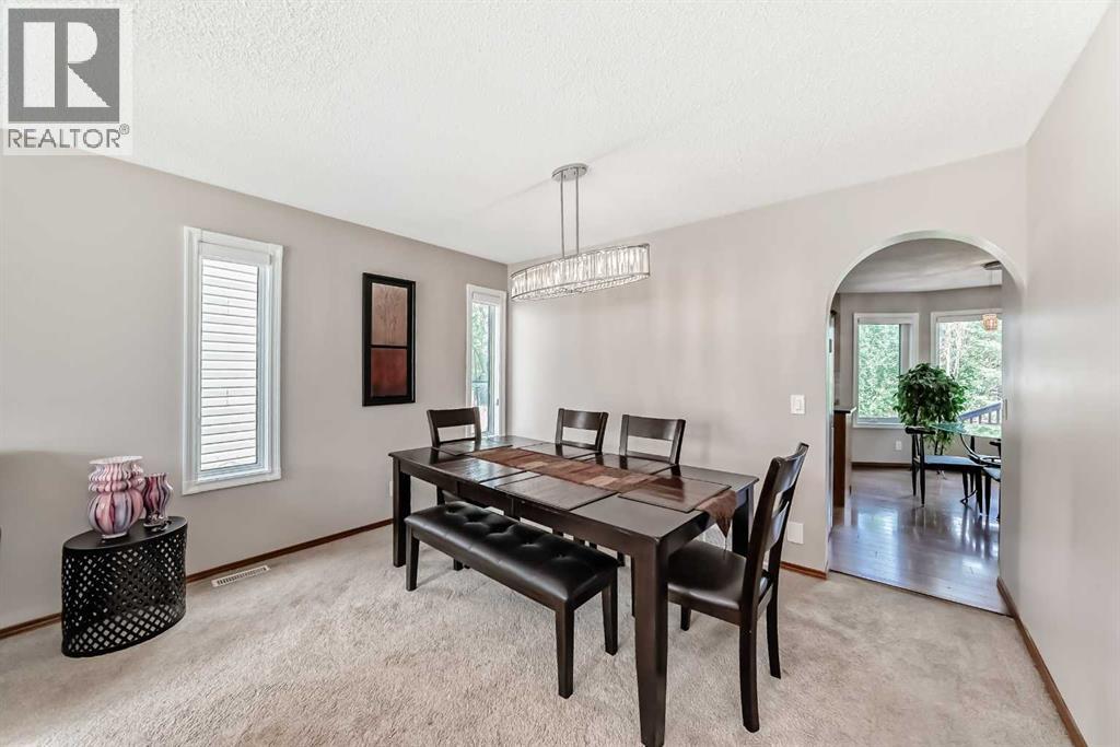 Single Family House for Sale in  Riverview Place SE Riverbend Calgary 