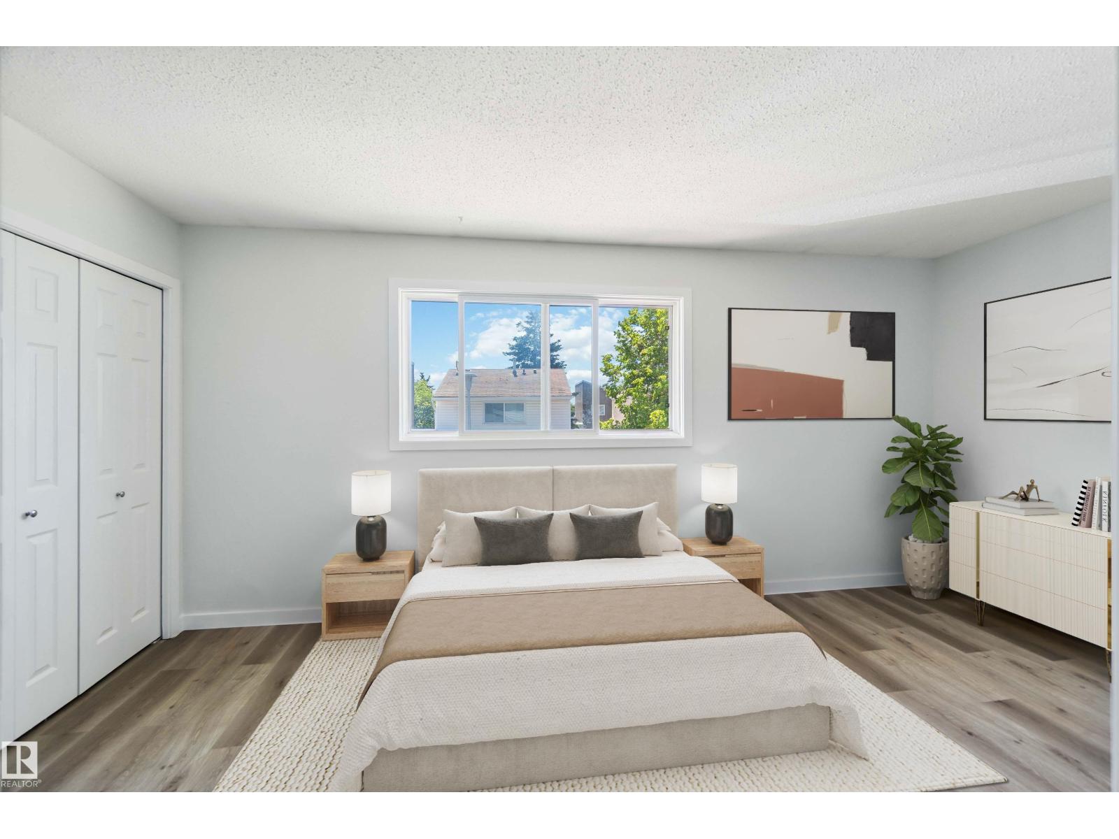 Photo 16 of 1096 Millbourne E Nw, Edmonton AB