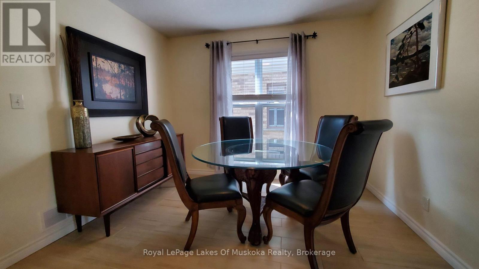 Photo 12 of 89 Davis Street, Guelph ON