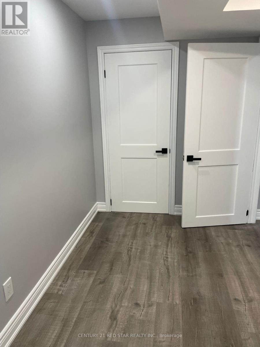 Photo 21 of 1448 Willowdown Road, Oakville ON