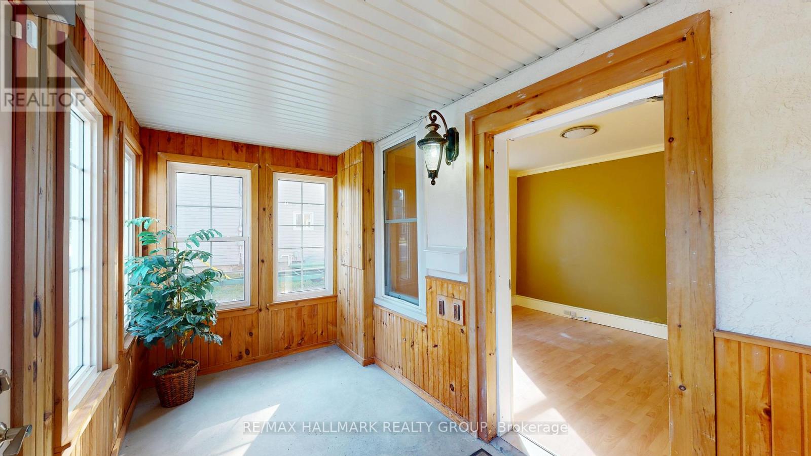 Photo 11 of 10 Wellington Street E, Athens ON