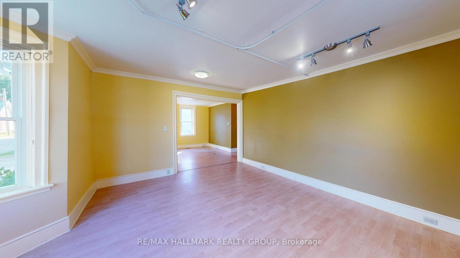 Photo 34 of 10 Wellington Street E, Athens ON